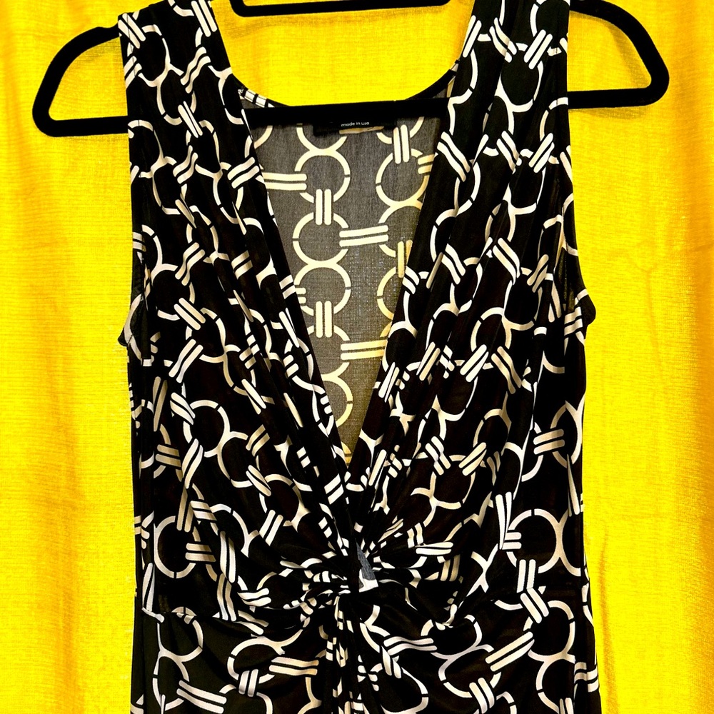 Poly/Rayon stretchy maxi dress. Size L, fits like an M/L. Very flattering